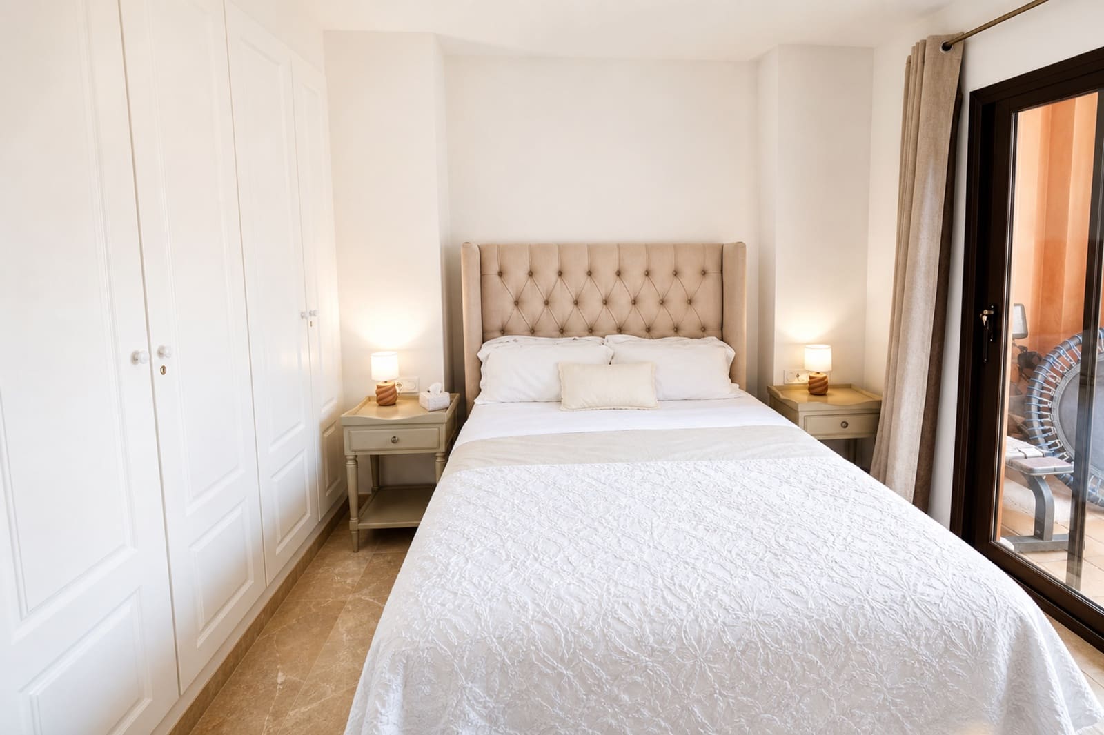 Apartamento de 2 habitaciones en Manilva en venta con piscina garaje - 280.000 € (Ref: 9974991)