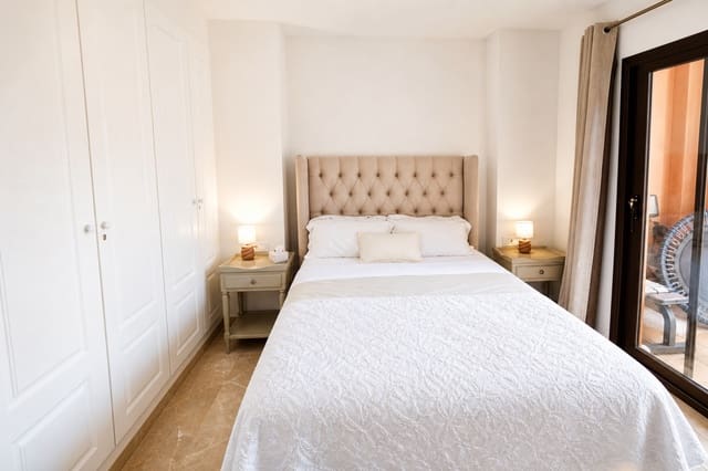 2 sypialnia Apartament na sprzedaż w San Luis de Sabinillas, Manilva z basenem garażem - 280 000 € (Ref: 9974991)