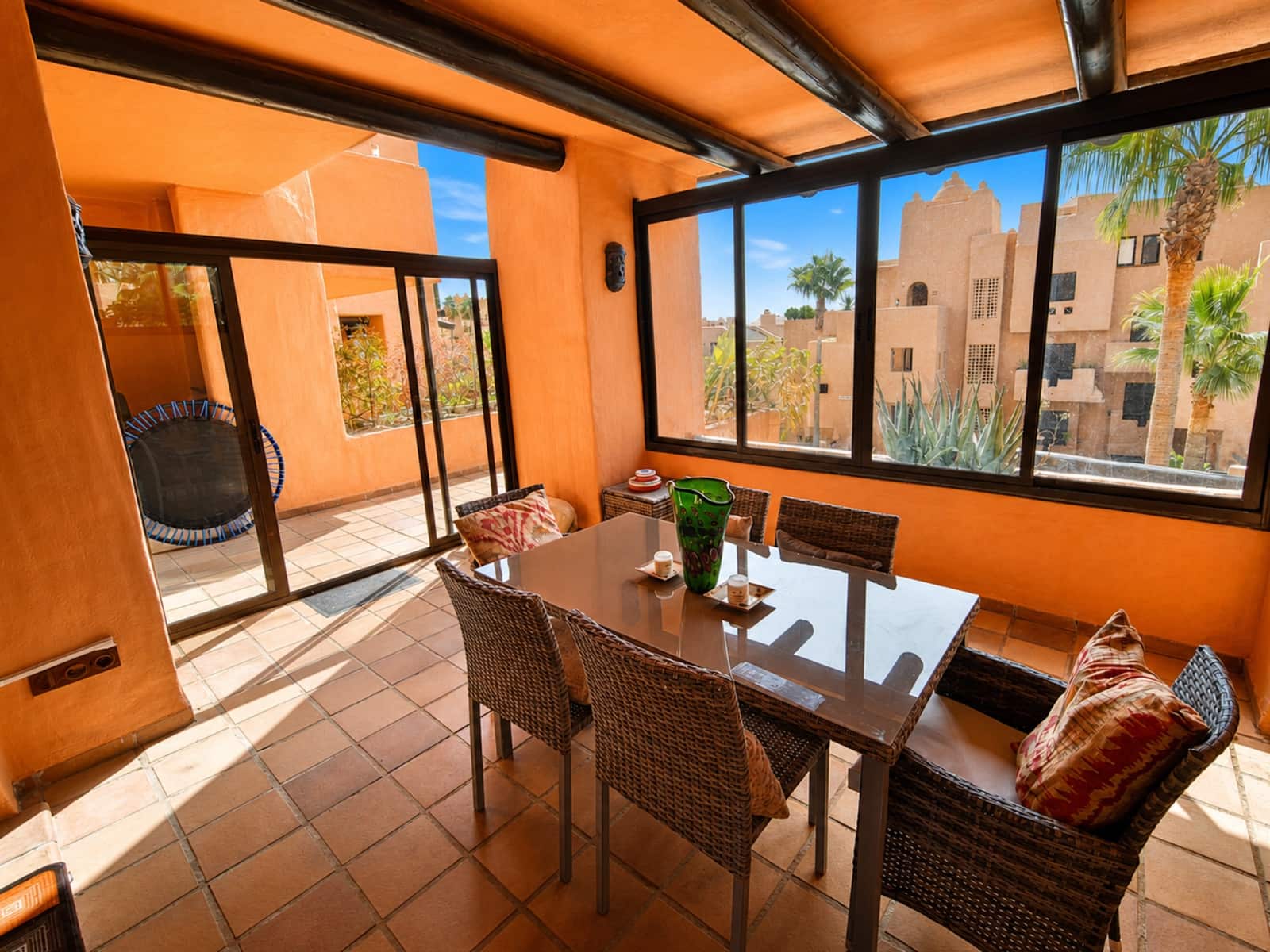 Apartamento de 2 habitaciones en Manilva en venta con piscina garaje - 280.000 € (Ref: 9974991)