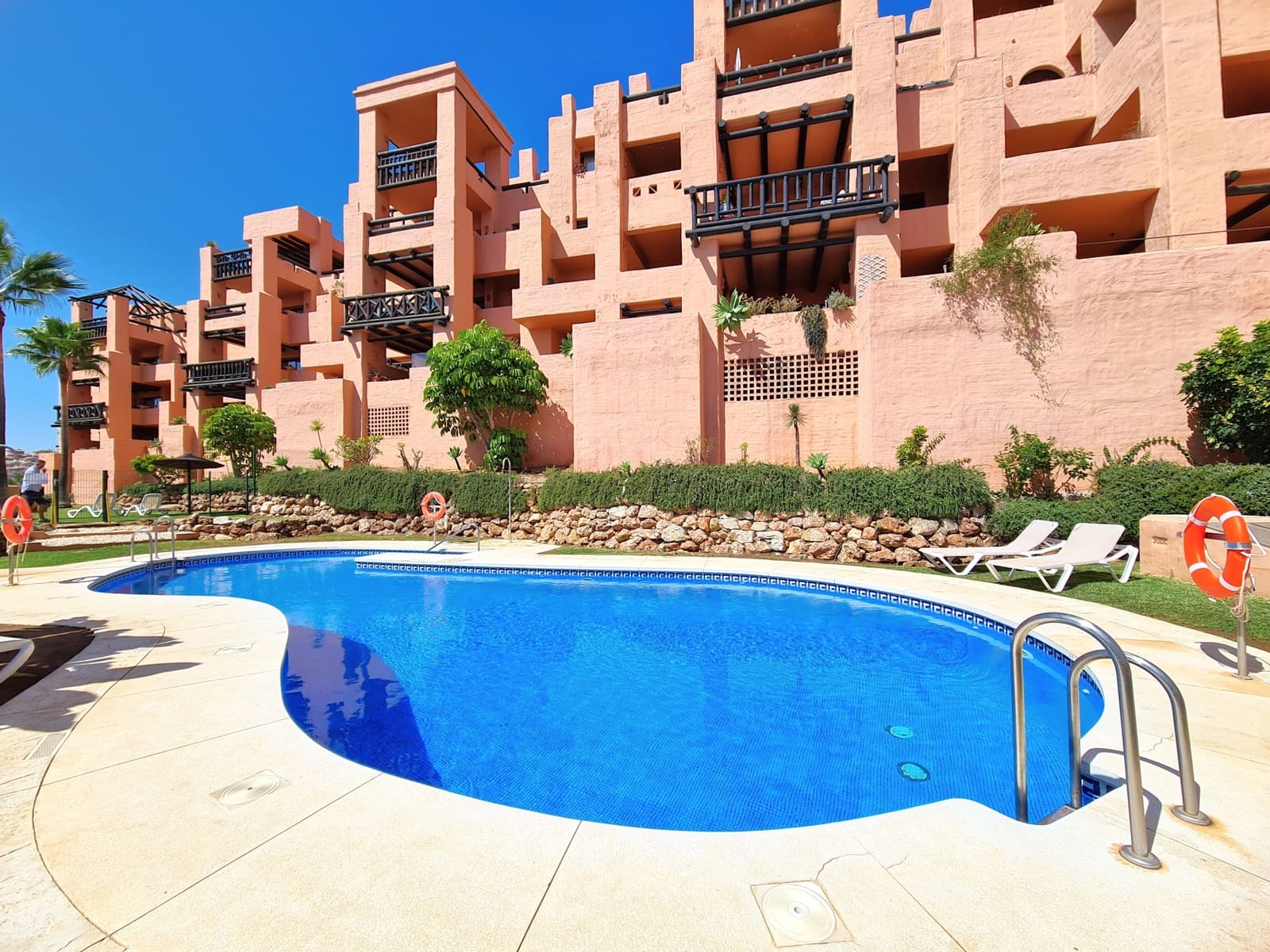 2 slaapkamer Appartement te koop in Manilva met zwembad garage - € 280.000 (Ref: 9974991)