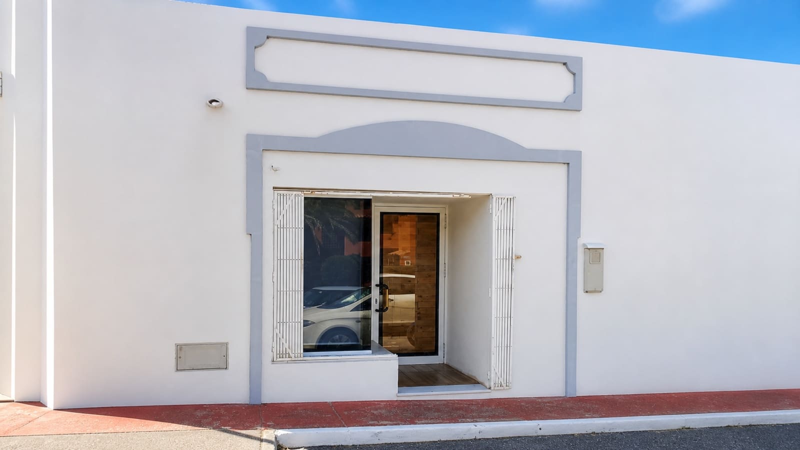 Apartamento en La Duquesa / Puerto de la Duquesa en venta - 125.000 € (Ref: 9976909)