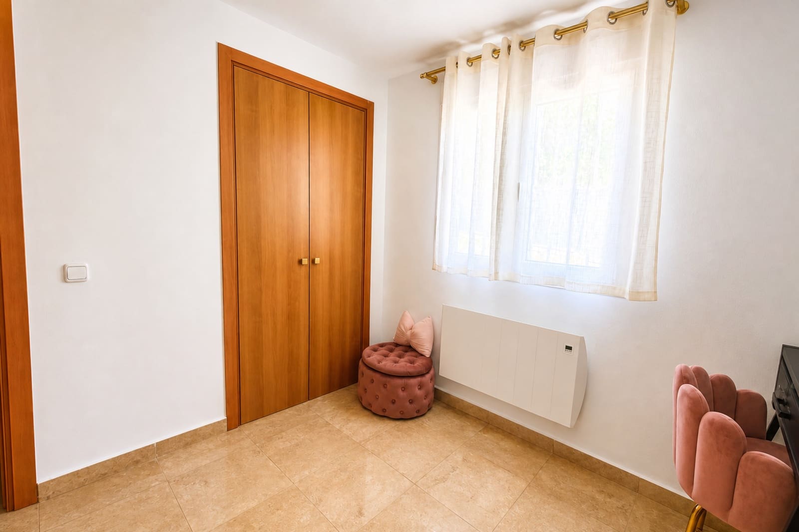 6 soveværelse Villa til salg i La Duquesa / Puerto de la Duquesa med swimmingpool garage - € 550.000 (Ref: 9976910)