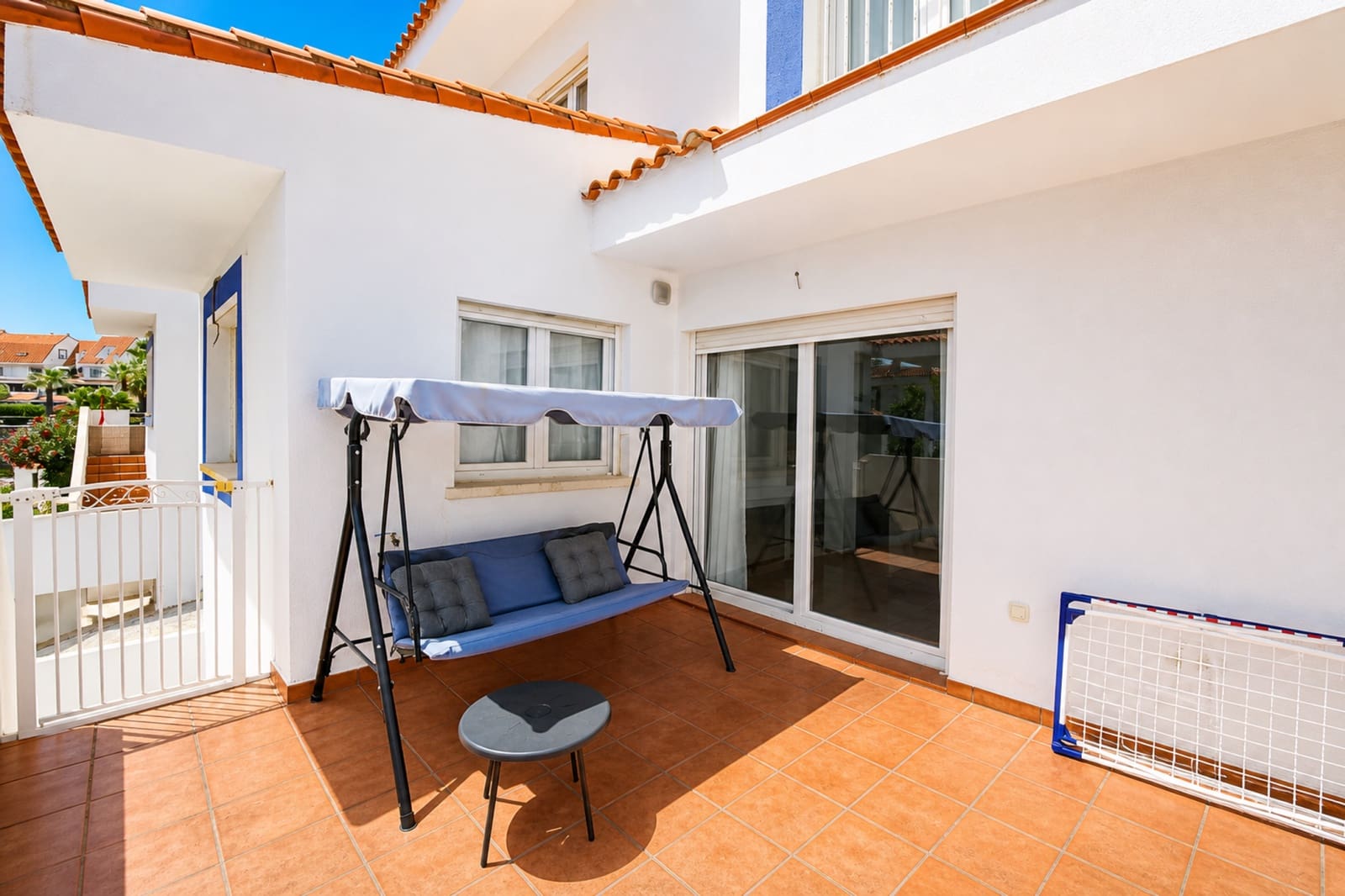 6 soveværelse Villa til salg i La Duquesa / Puerto de la Duquesa med swimmingpool garage - € 550.000 (Ref: 9976910)