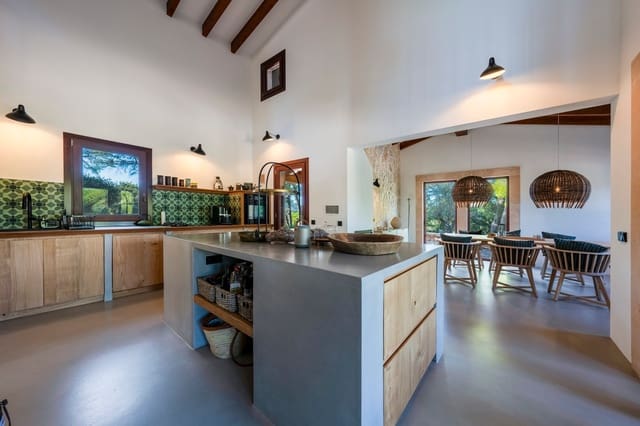 3 chambre Finca/Maison de Campagne à vendre à Artà avec piscine - 2 390 000 € (Ref: 10004839)