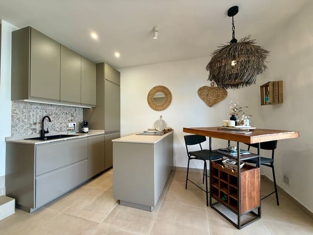 2 Zimmer Apartment zu verkaufen in Cala Ratjada, Capdepera - 550.000 € (Ref: 10009799)