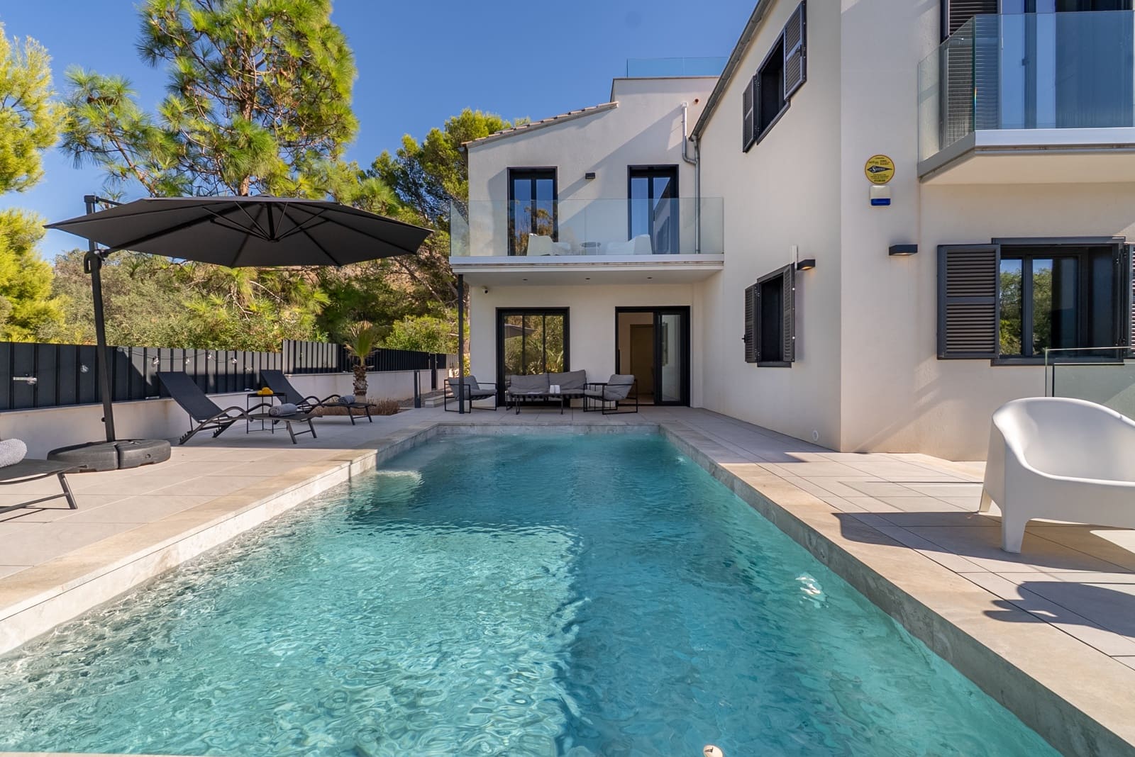 Chalet de 4 habitaciones en Colonia de Sant Pere / Colonia de San Pedro en venta con piscina garaje - 1.595.000 € (Ref: 10140127)