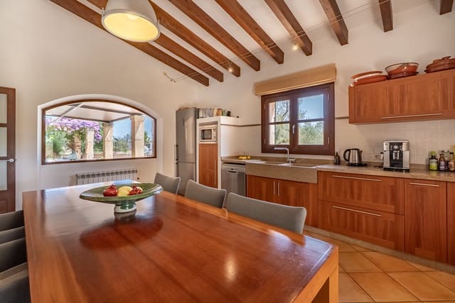 Finca/Casa Rural de 4 habitaciones en Santa Margalida en venta con piscina garaje - 1.490.000 € (Ref: 10175995)