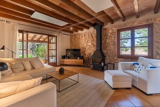 Finca/Casa Rural de 4 habitaciones en Santa Margalida en venta con piscina garaje - 1.490.000 € (Ref: 10175995)