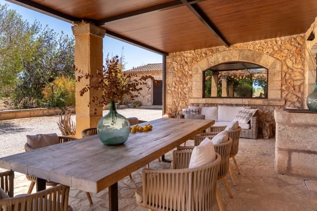 Finca/Casa Rural de 4 habitaciones en Santa Margalida en venta con piscina garaje - 1.490.000 € (Ref: 10175995)