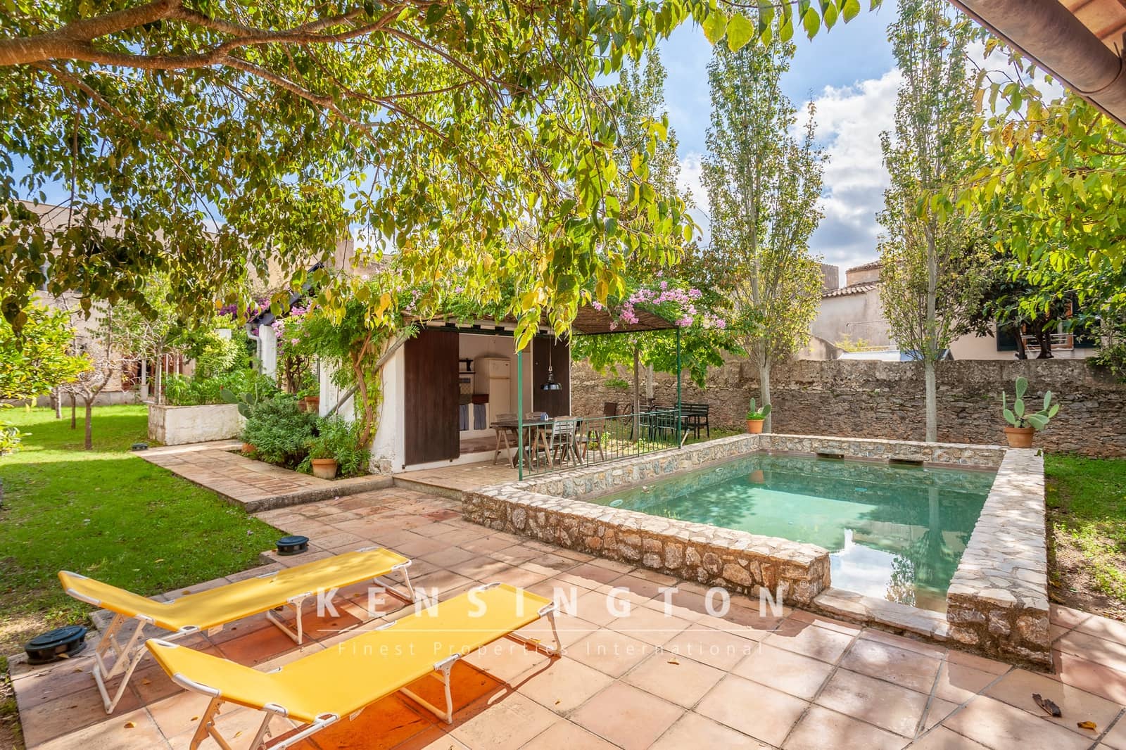 6 soveværelse Villa til salg i Arta med swimmingpool - € 1.295.000 (Ref: 9164565)