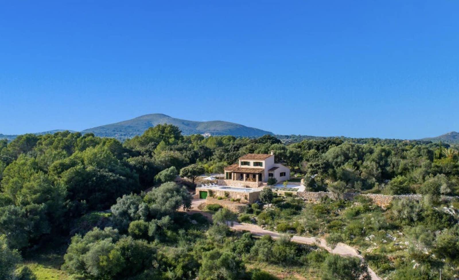 3 slaapkamer Villa te koop in Arta met zwembad - € 1.790.000 (Ref: 9164570)