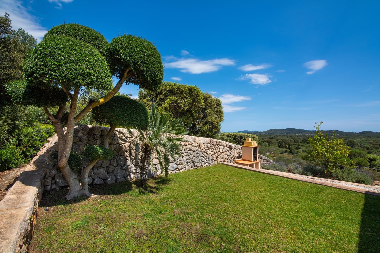 3 slaapkamer Villa te koop in Arta met zwembad - € 1.790.000 (Ref: 9164570)