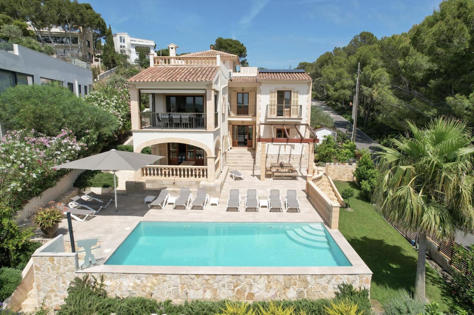 7 soveværelse Villa til salg i Cala Ratjada med swimmingpool - € 1.750.000 (Ref: 9164572)
