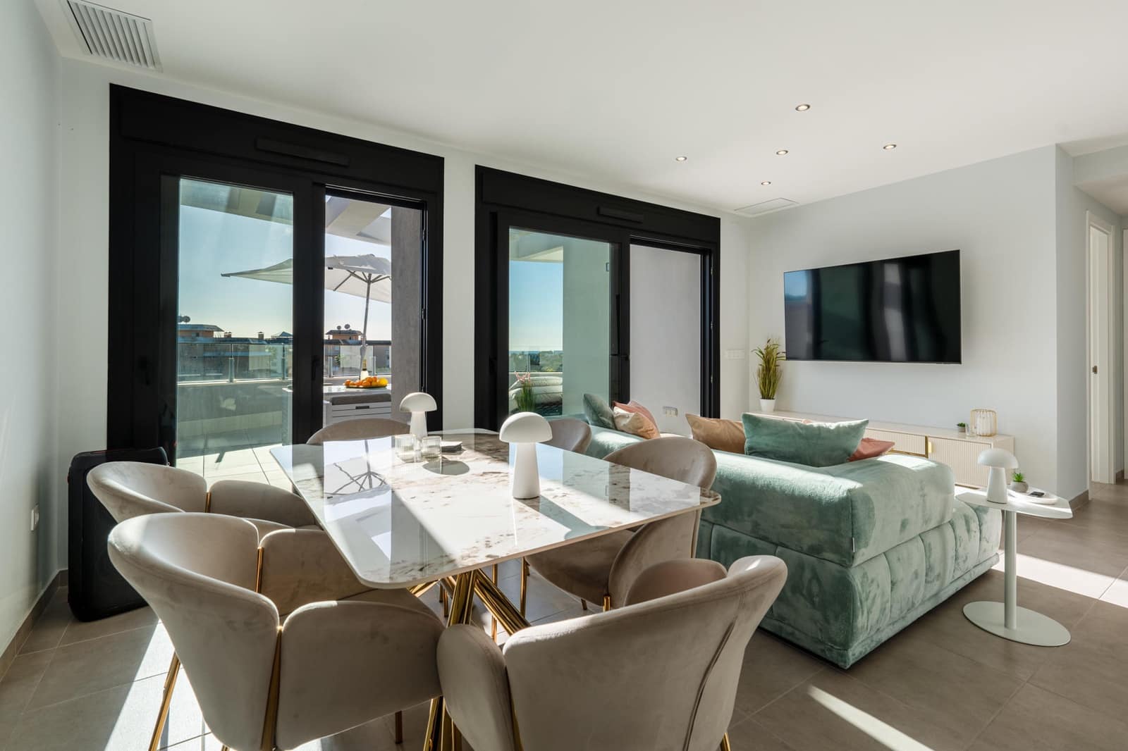 3 soveværelse Lejlighed til salg i Sa Coma med swimmingpool - € 980.000 (Ref: 9164588)