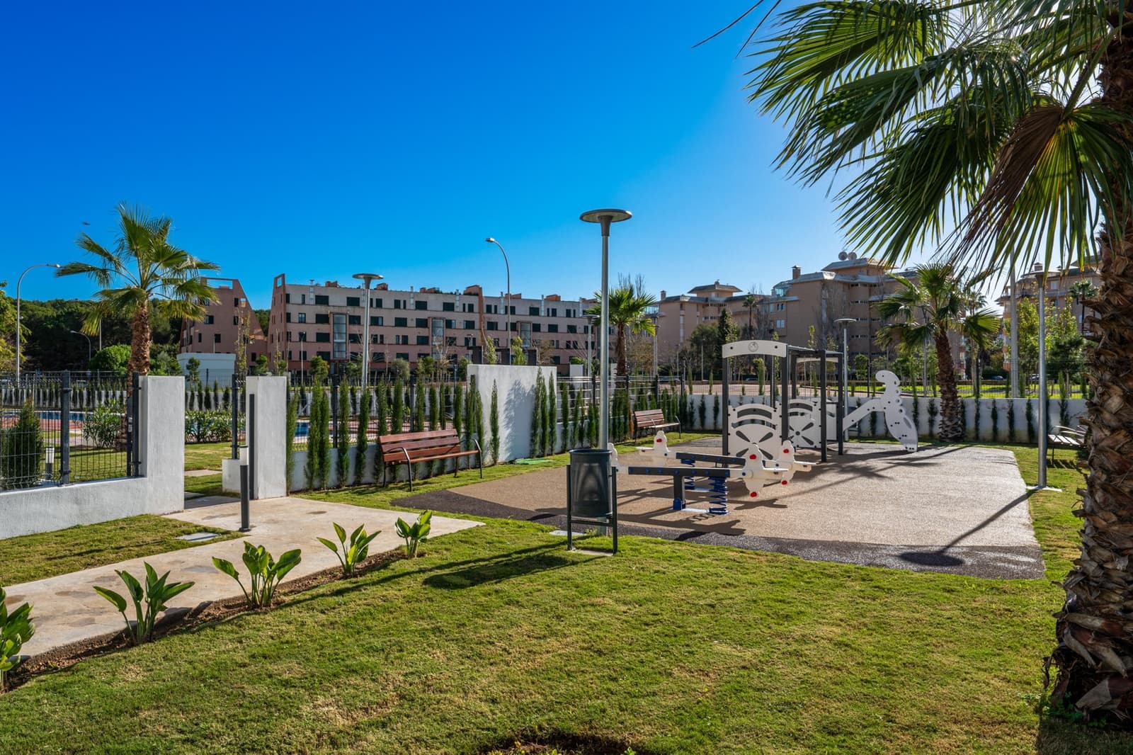 3 soveværelse Lejlighed til salg i Sa Coma med swimmingpool - € 980.000 (Ref: 9164588)