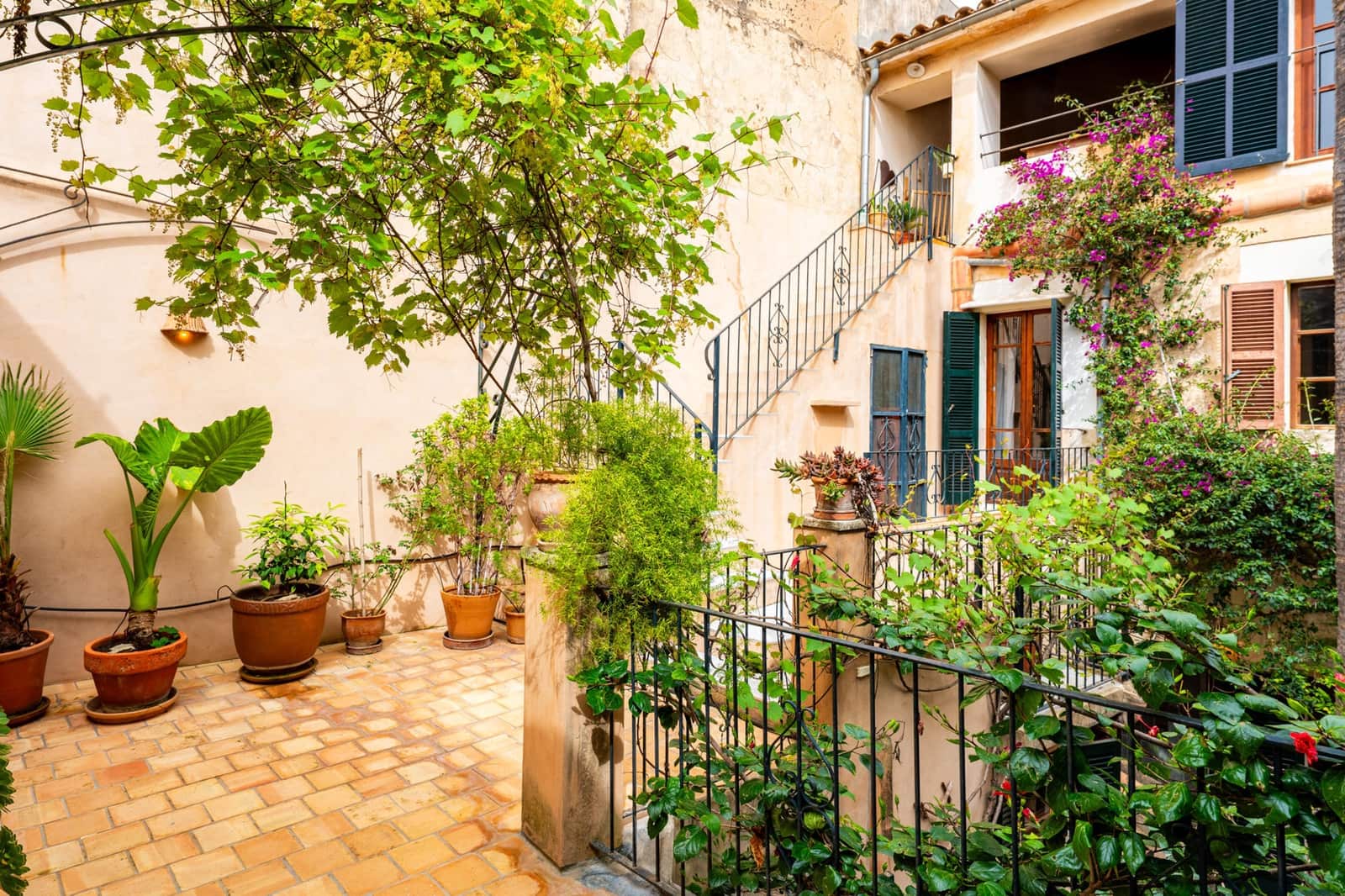 5 soveværelse Byhus til salg i Arta - € 850.000 (Ref: 9164593)