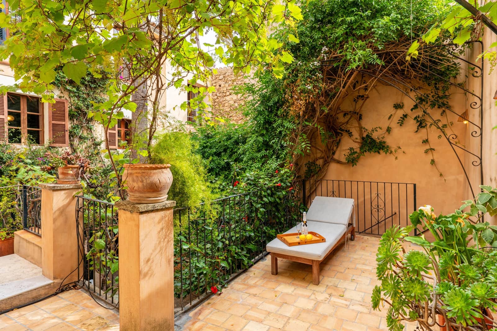 5 soveværelse Byhus til salg i Arta - € 850.000 (Ref: 9164593)