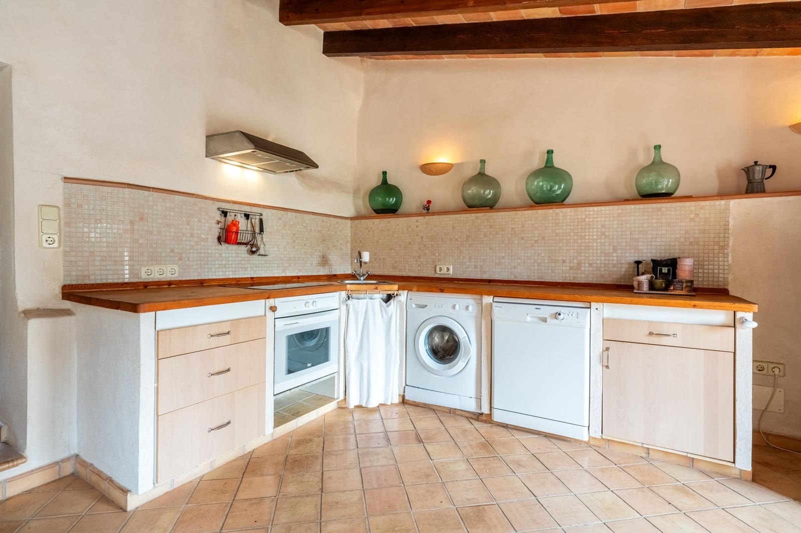 5 soveværelse Byhus til salg i Arta - € 850.000 (Ref: 9164593)