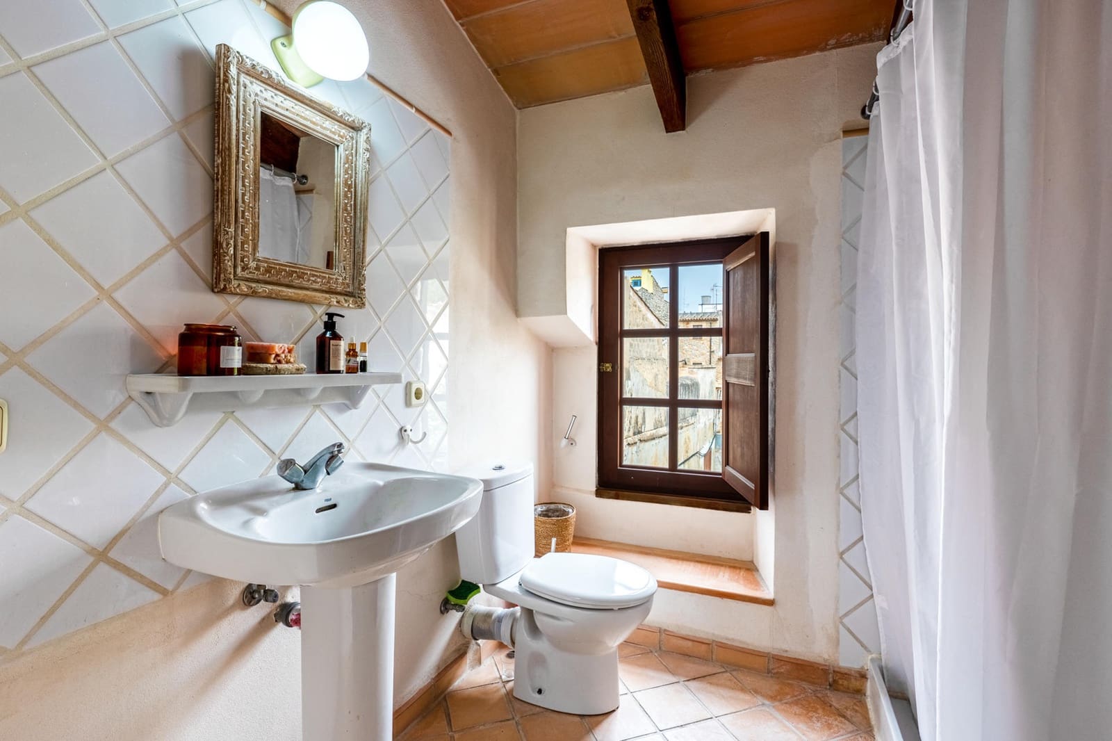 5 soveværelse Byhus til salg i Arta - € 850.000 (Ref: 9164593)