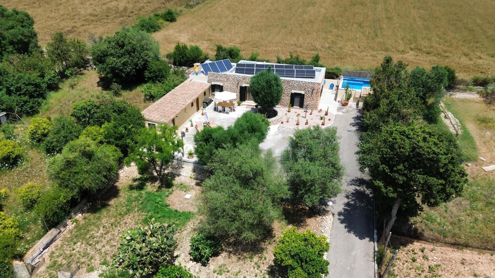 2 bedroom Finca/Country House for sale in Manacor with pool - € 480,000 (Ref: 9164594)