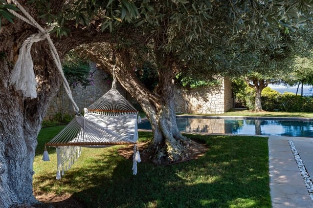 7 bedroom Villa for sale in Canyamel, Capdepera with pool - € 7,500,000 (Ref: 9164603)