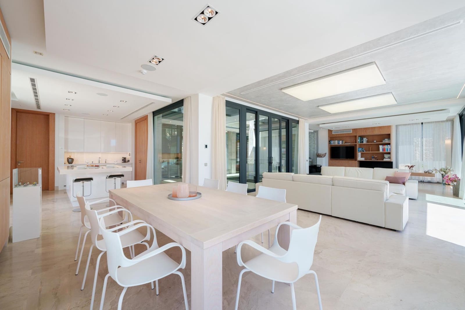 5 soveværelse Villa til salg i Canyamel med swimmingpool garage - € 4.500.000 (Ref: 9164604)