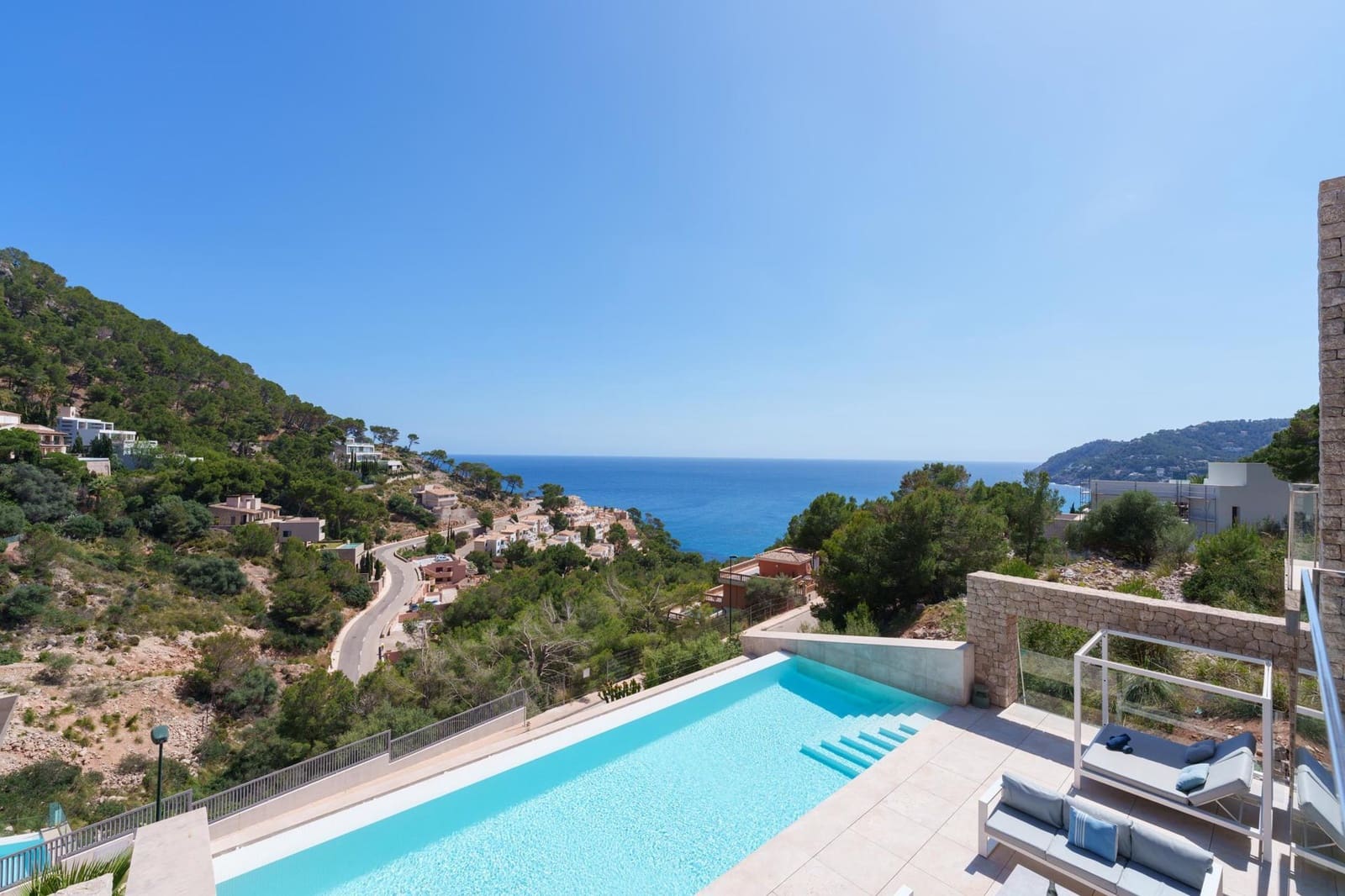 5 soveværelse Villa til salg i Canyamel med swimmingpool garage - € 4.500.000 (Ref: 9164604)