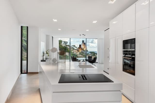 Chalet de 4 habitaciones en Canyamel, Capdepera en venta con piscina - 3.995.000 € (Ref: 9164606)