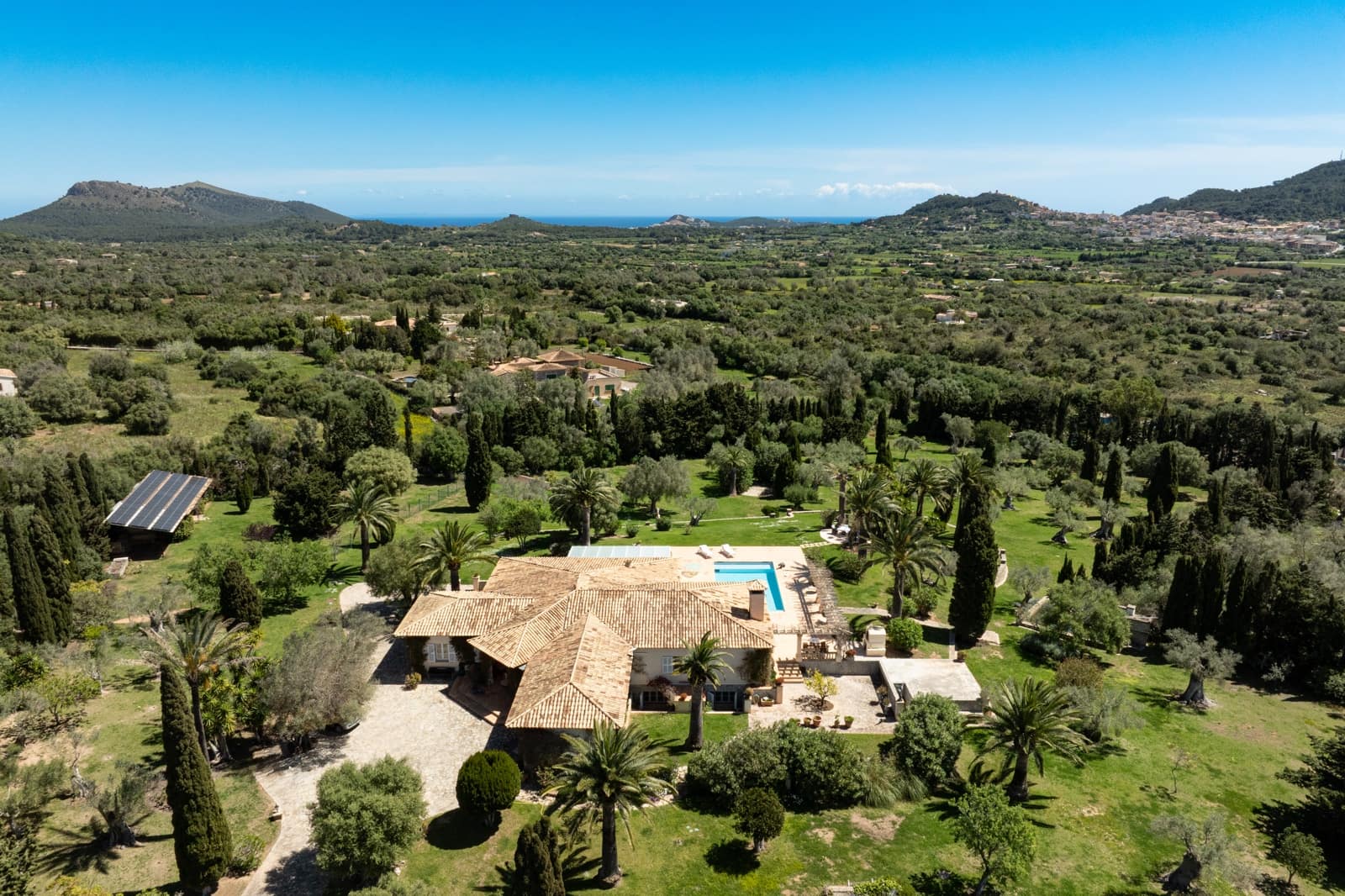 5 sypialnia Willa na sprzedaż w Capdepera z basenem garażem - 4 200 000 € (Ref: 9164610)