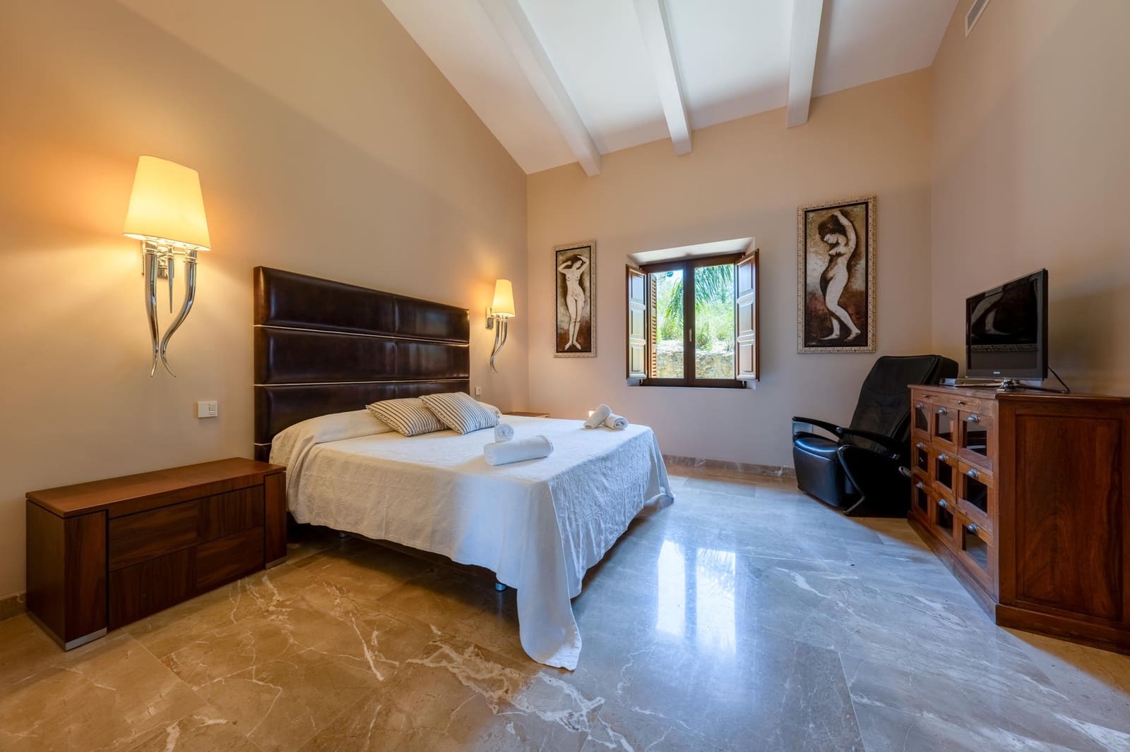 5 slaapkamer Finca/Landhuis te koop in Manacor met zwembad garage - € 3.975.000 (Ref: 9164613)