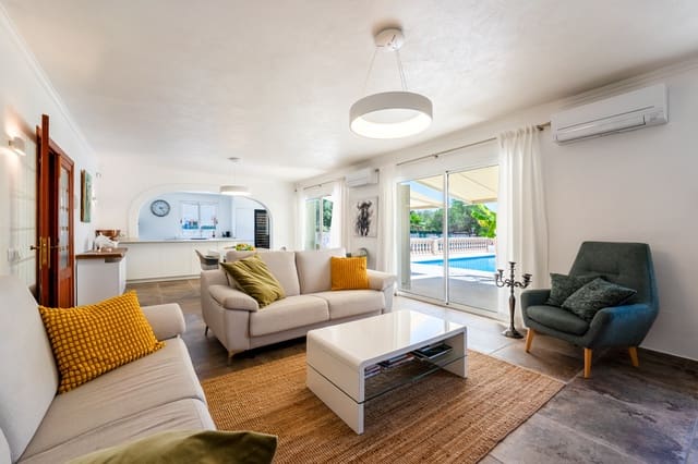 3 sovrum Villa till salu i Sa Coma, Sant Llorenç des Cardassar med pool - 1 100 000 € (Ref: 9164617)