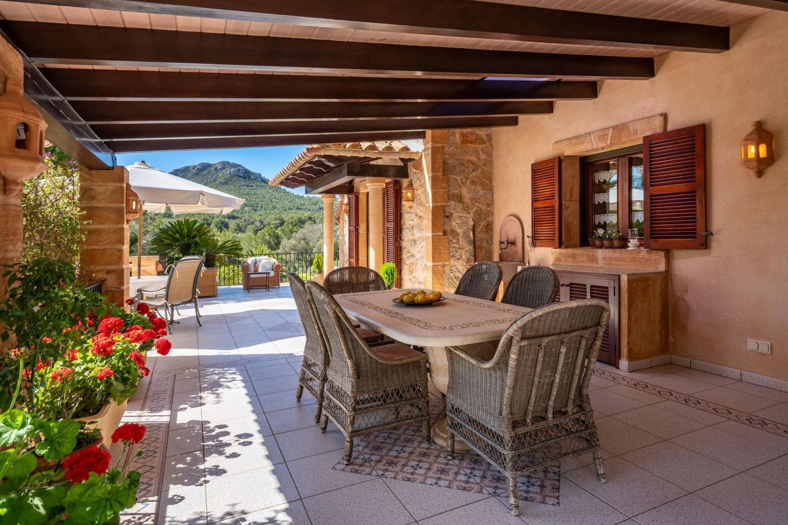 3 slaapkamer Villa te koop in Font de Sa Cala / Font de La Cala met zwembad garage - € 1.995.000 (Ref: 9164618)