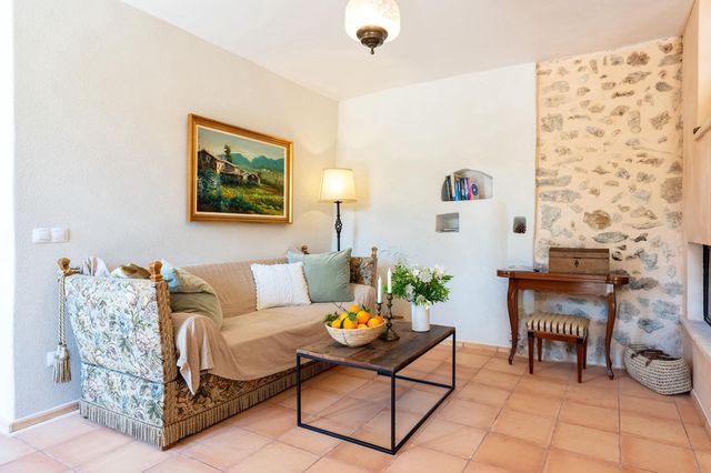 4 soveværelse Finca/Landehus til salg i Artà med swimmingpool garage - € 1.280.000 (Ref: 9164619)