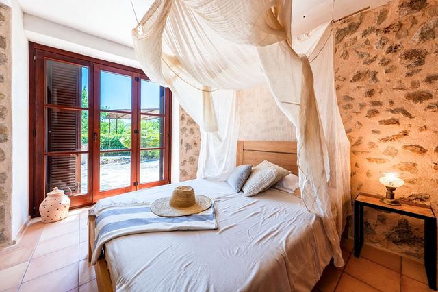 4 soveværelse Finca/Landehus til salg i Artà med swimmingpool garage - € 1.280.000 (Ref: 9164619)
