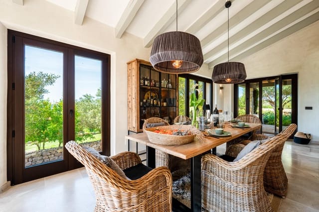 3 sovrum Finca/Hus på landet till salu i Sant Llorenç des Cardassar med pool - 2 290 000 € (Ref: 9164620)