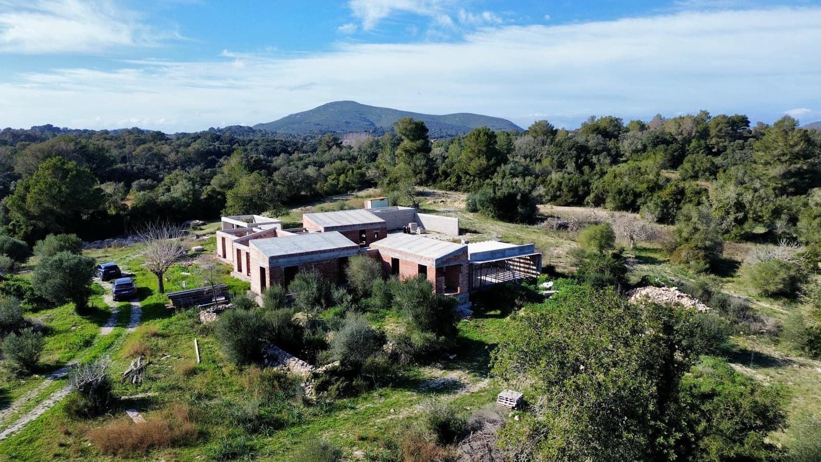 4 slaapkamer Villa te koop in Arta met zwembad - € 1.800.000 (Ref: 9164625)