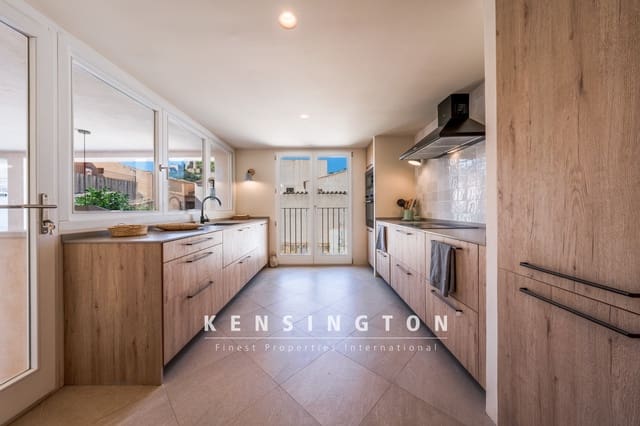 4 chambre Villa/Maison à vendre à Capdepera avec piscine - 1 150 000 € (Ref: 9164628)