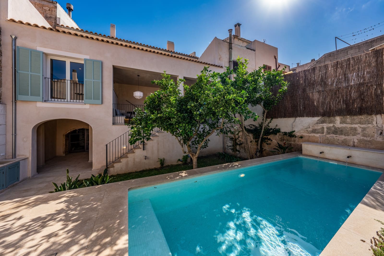 4 bedroom Townhouse for sale in Capdepera with pool - € 1,150,000 (Ref: 9164628)