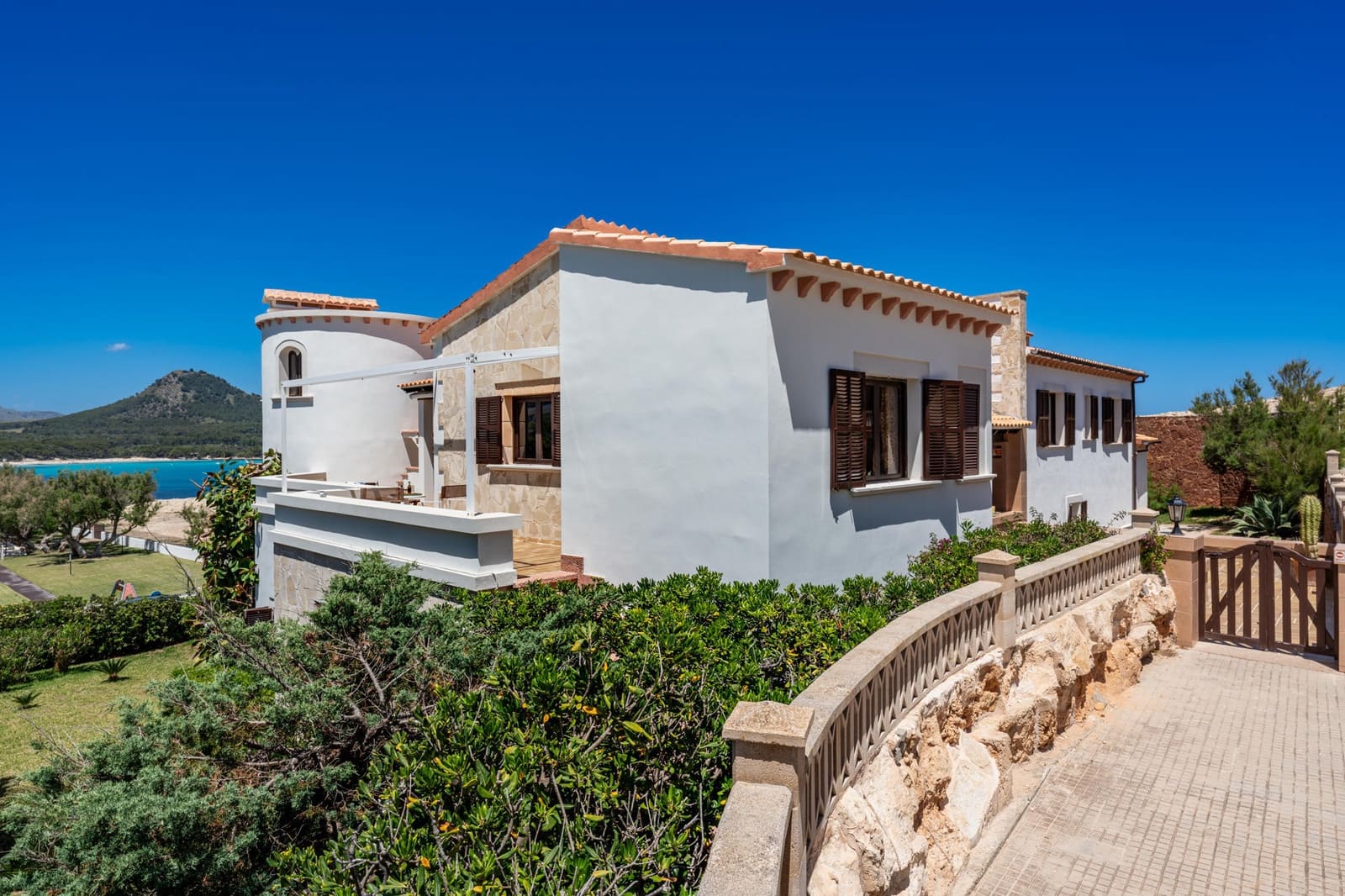 7 slaapkamer Villa te koop in Cala Ratjada met garage - € 2.495.000 (Ref: 9164638)