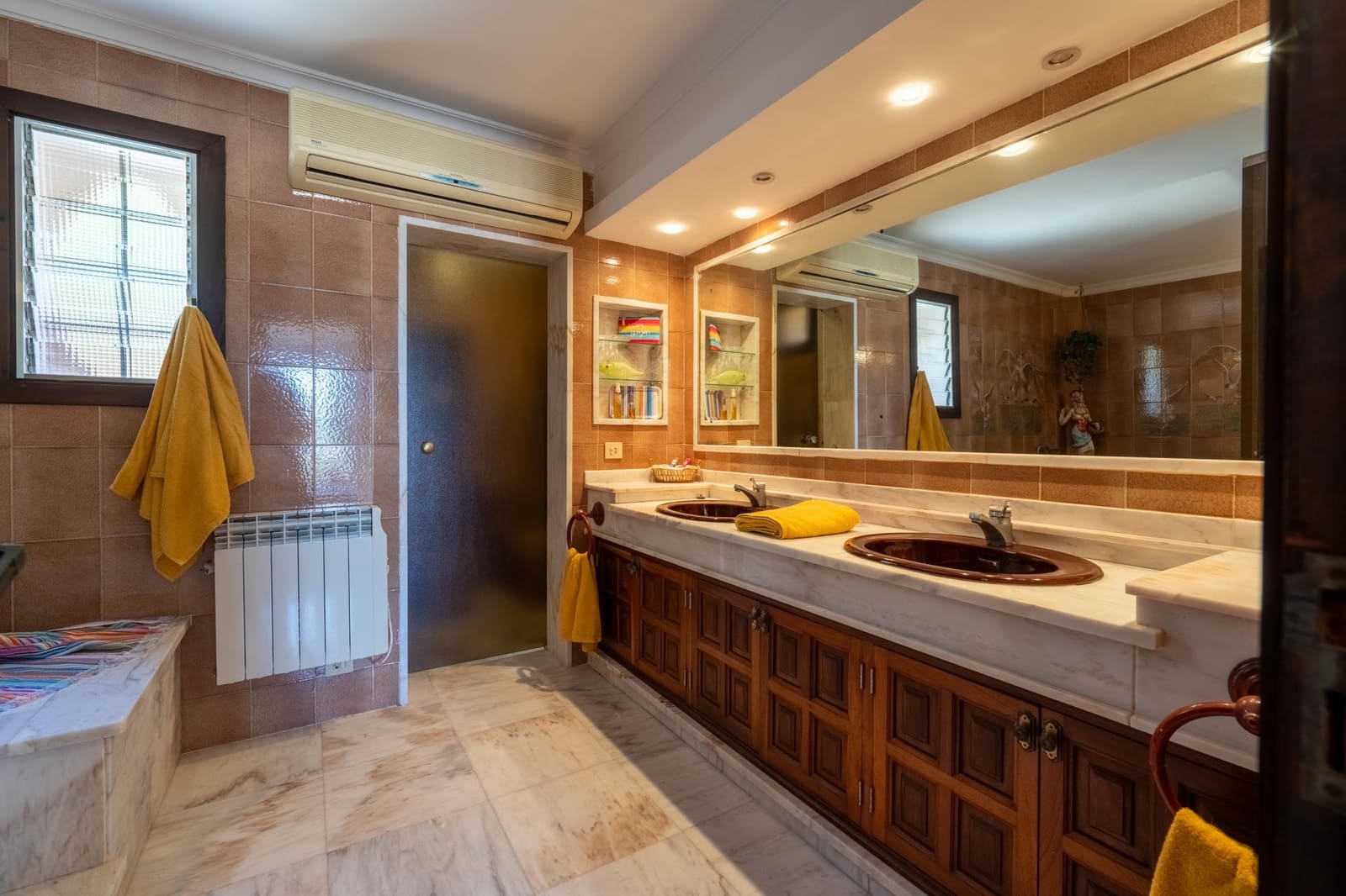 7 slaapkamer Villa te koop in Cala Ratjada met garage - € 2.495.000 (Ref: 9164638)