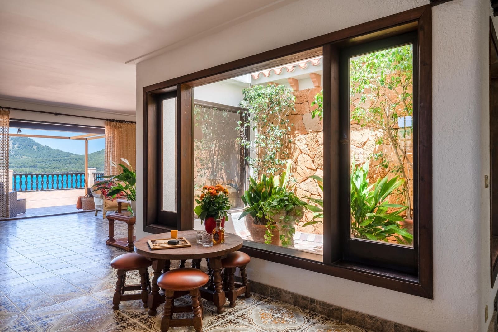 7 slaapkamer Villa te koop in Cala Ratjada met garage - € 2.495.000 (Ref: 9164638)