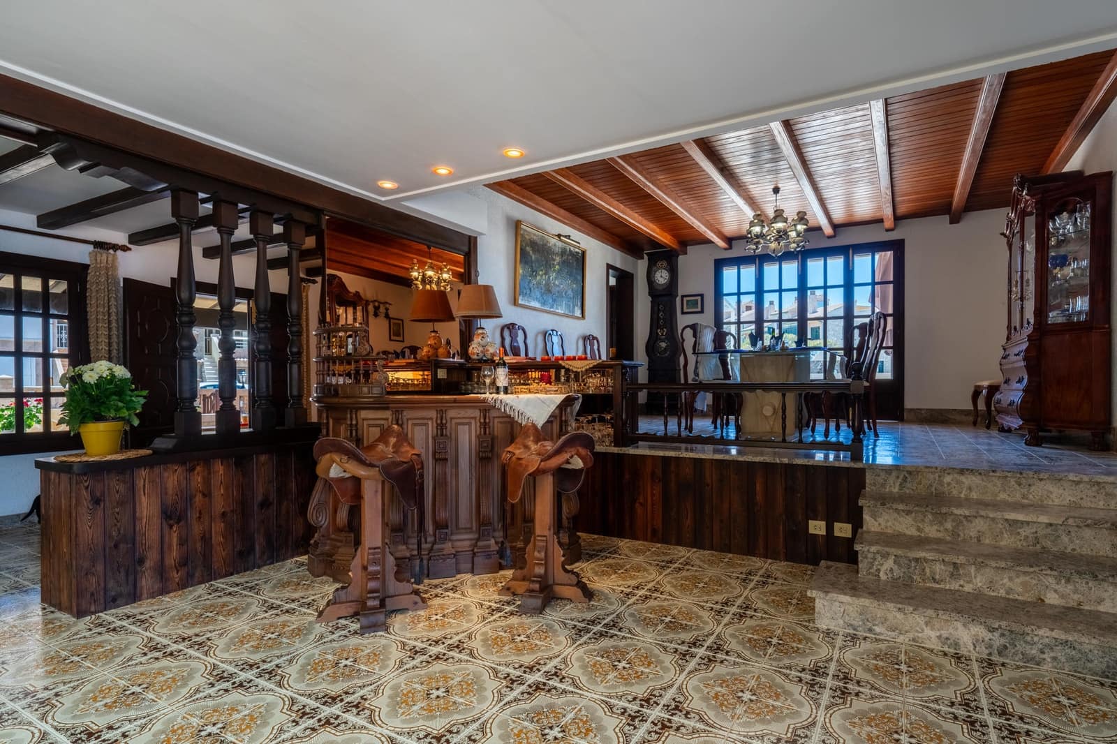 7 slaapkamer Villa te koop in Cala Ratjada met garage - € 2.495.000 (Ref: 9164638)