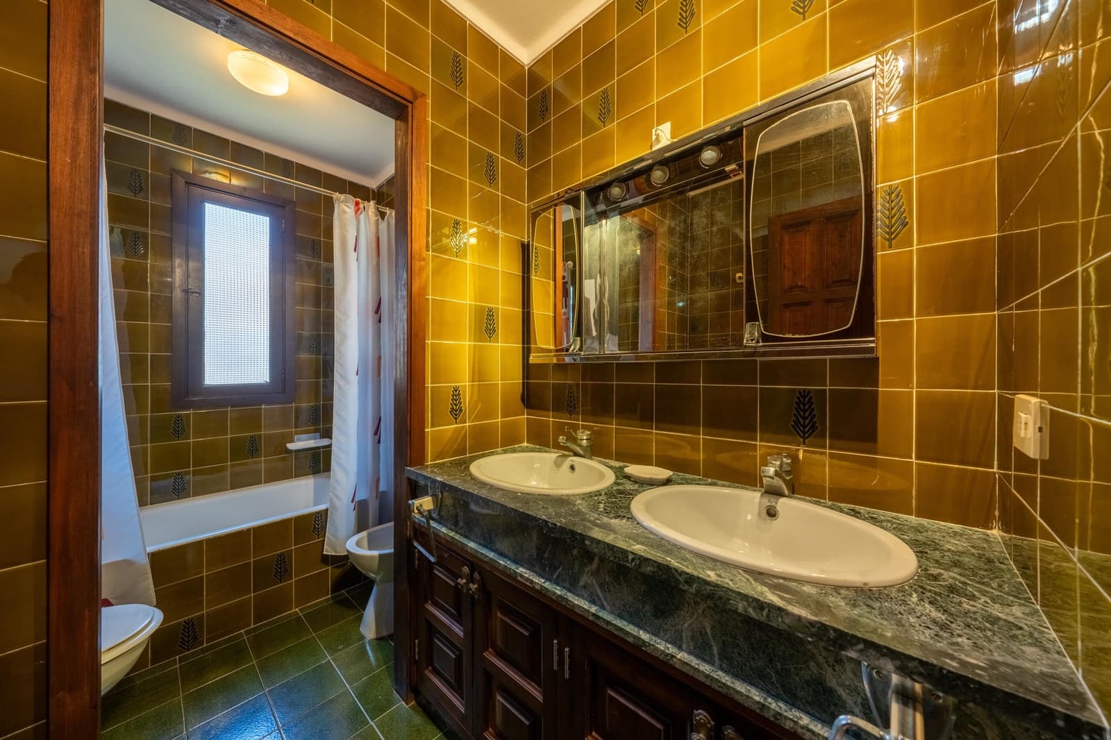 7 slaapkamer Villa te koop in Cala Ratjada met garage - € 2.495.000 (Ref: 9164638)