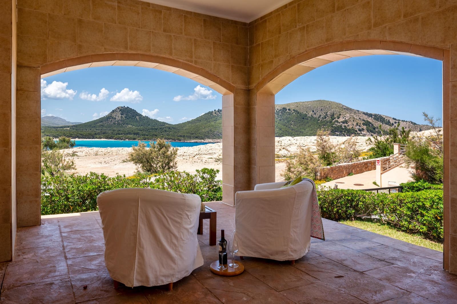 7 slaapkamer Villa te koop in Cala Ratjada met garage - € 2.495.000 (Ref: 9164638)