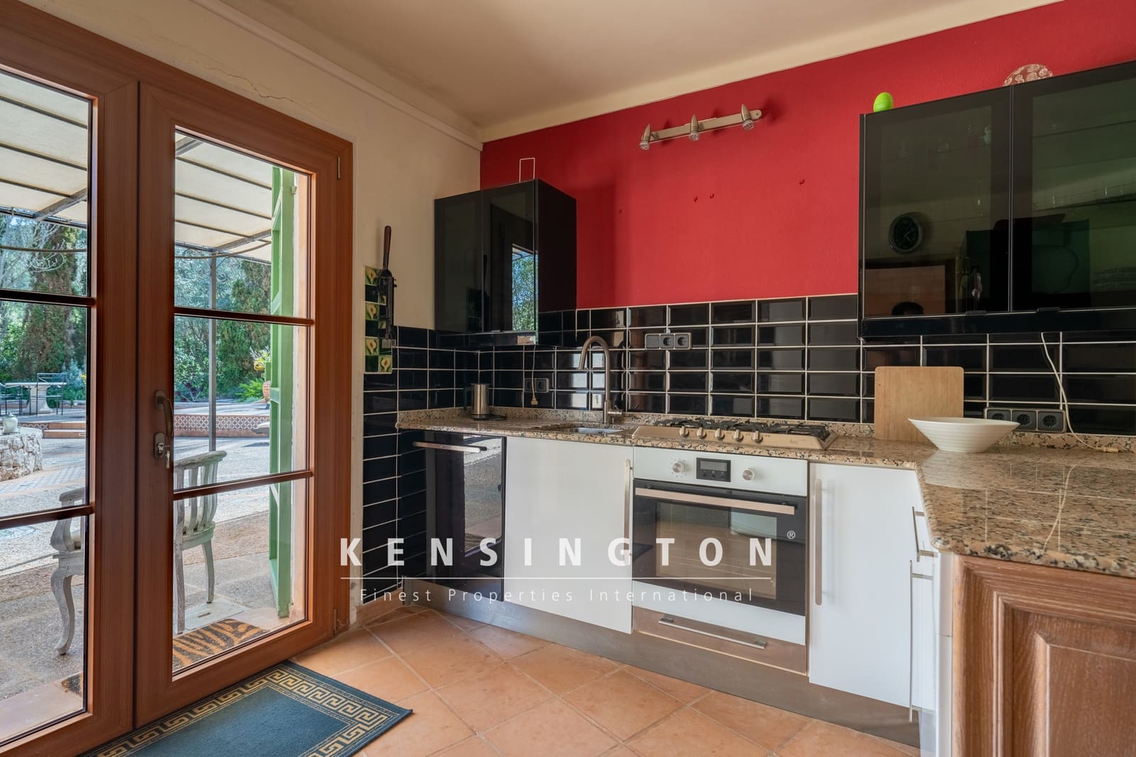 4 soveværelse Finca/Landehus til salg i Capdepera med swimmingpool garage - € 1.975.000 (Ref: 9164644)