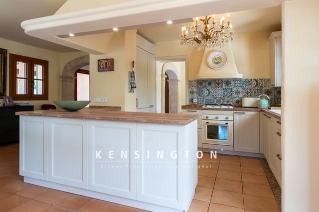 4 sovrum Finca/Hus på landet till salu i Capdepera med pool garage - 1 975 000 € (Ref: 9164644)