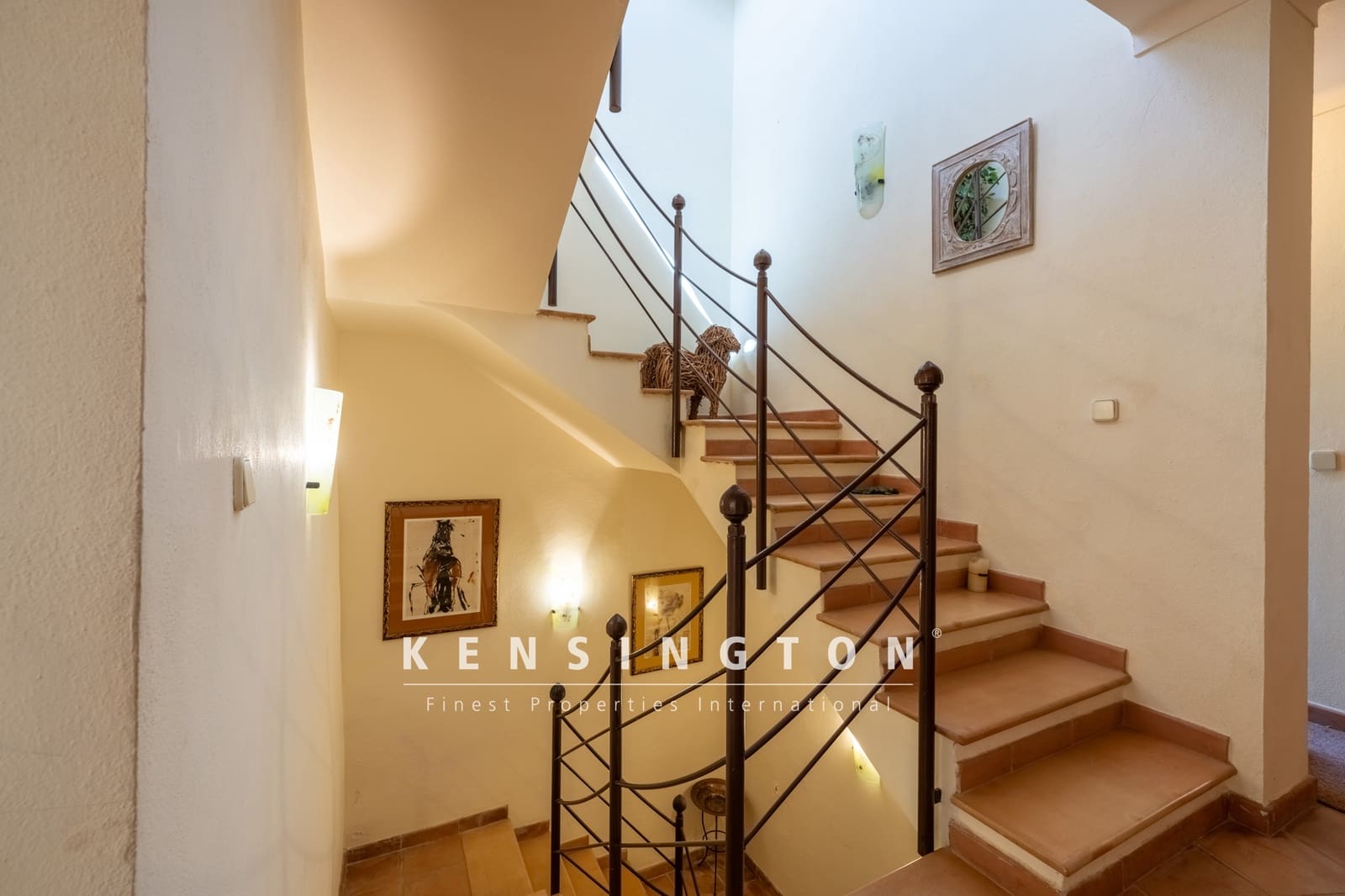 4 soveværelse Finca/Landehus til salg i Capdepera med swimmingpool garage - € 1.975.000 (Ref: 9164644)