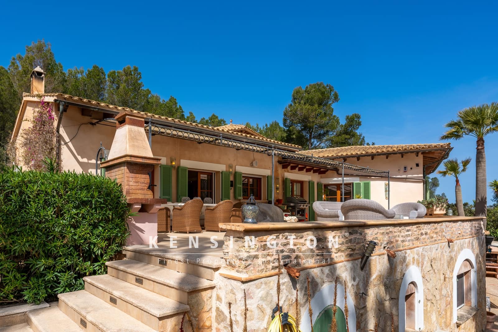 4 soveværelse Finca/Landehus til salg i Capdepera med swimmingpool garage - € 1.975.000 (Ref: 9164644)