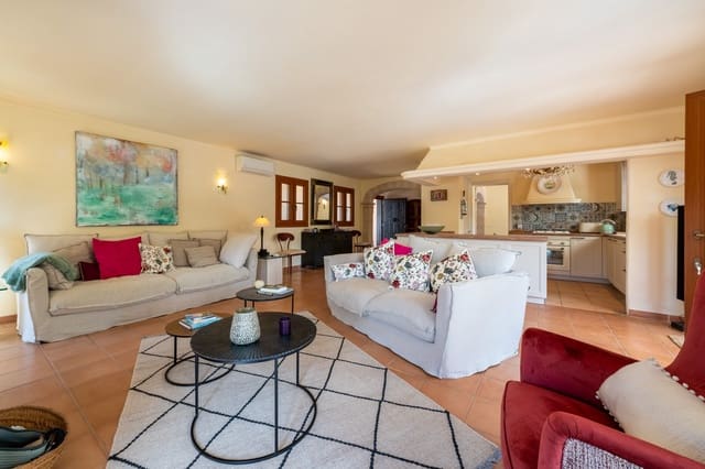 4 soverom Finca/Herregård til salgs i Capdepera med svømmebasseng garasje - € 1 975 000 (Ref: 9164644)
