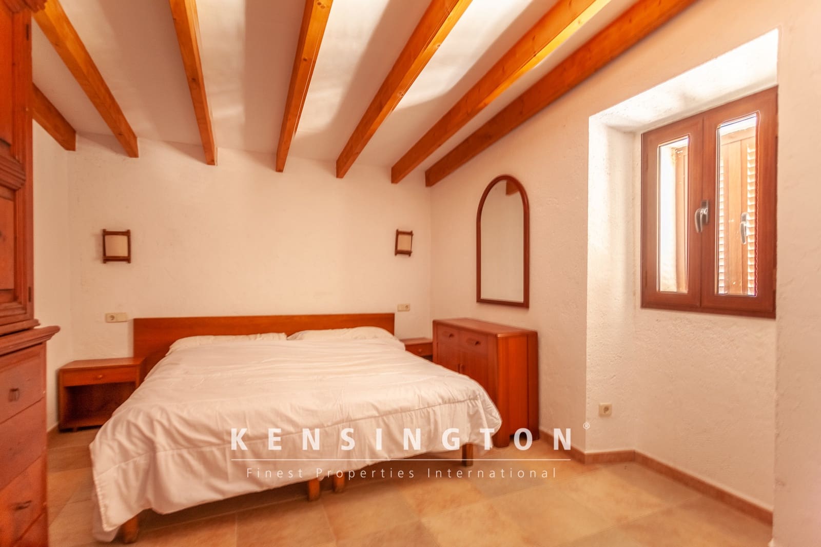 5 bedroom Villa for sale in Arta - € 7,800,000 (Ref: 9164647)